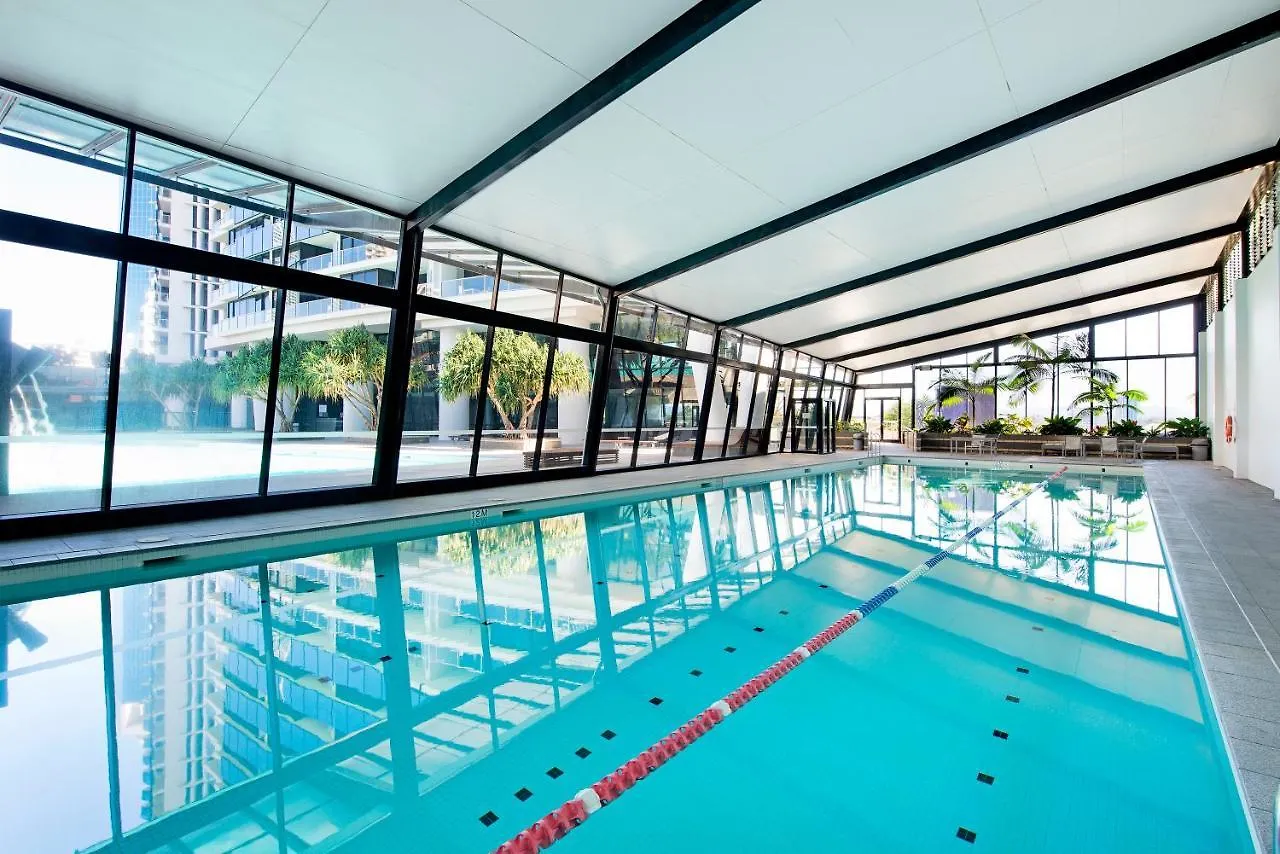 Three Bedroom Ocean View Apartments At Circle On Cavill - One Free Parking! - Self Contained & Privately Managed - Wow Stay Gold Coast